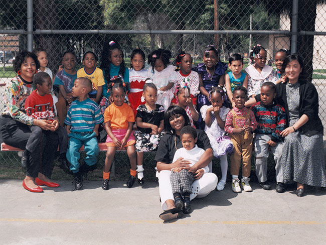 class picture in schoolyard
