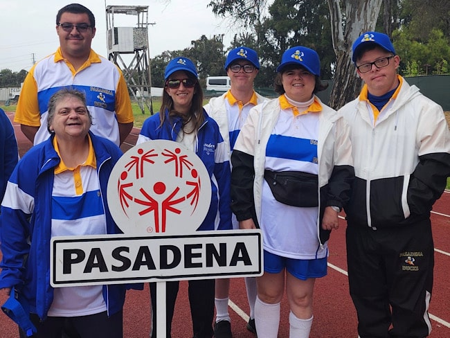 6 athletes from the Pasadena Ducks Special Olympics team