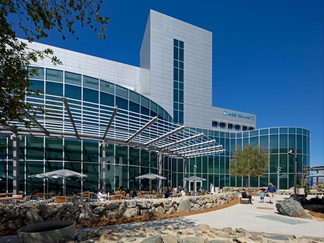 exterior of San Marcos Medical Center building