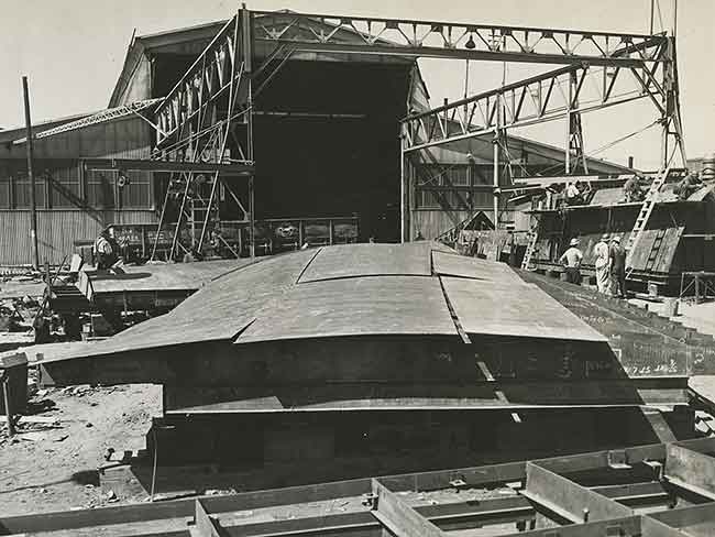 Prefabrication, hull section, Pacific Coast Engineering Company, Alameda, June 6, 1943 